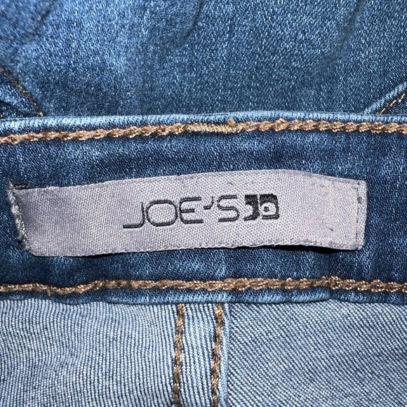 Joe's Jeans The Lara Mid Rise Cigarette Ankle Jeans - Picture 7 of 12